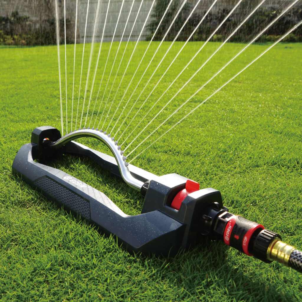 4,000 Sq. Ft. Turbo Oscillating Sprinkler Set Eden Garden