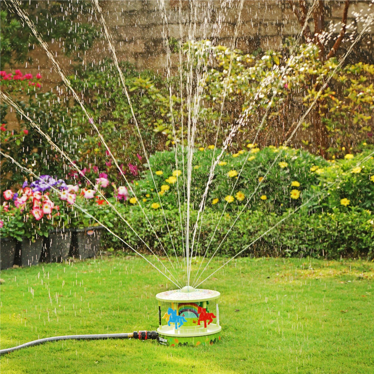 green-revolving-sprinkler-eden-garden